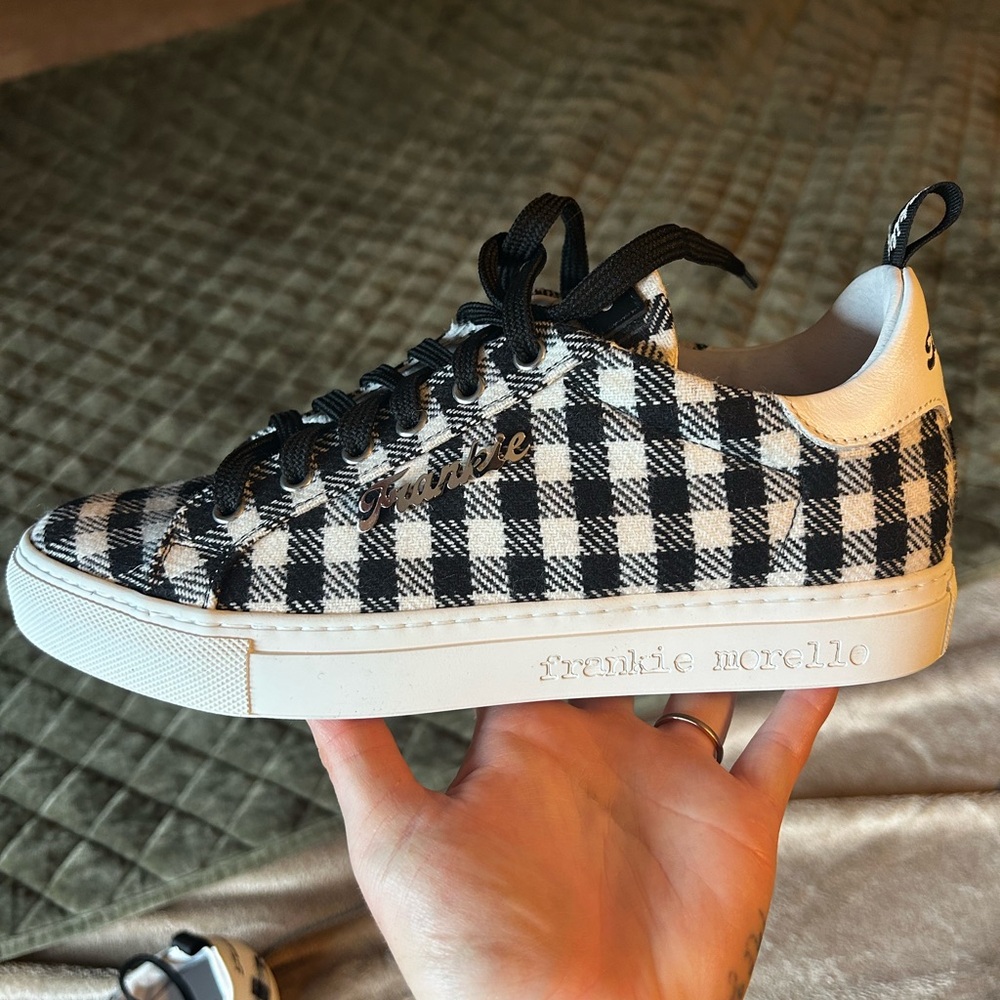 Size 38 Frankie morello high end fashion sneakers - never been worn